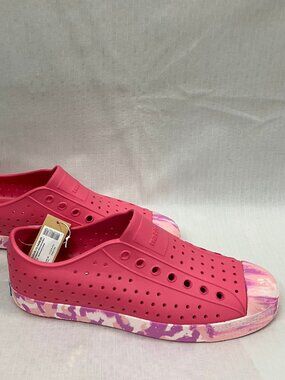 Native Jefferson Sugarlite Marbled Shoes Women's Size 10M Pink Slip On Round Toe